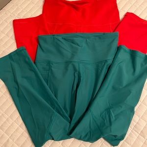 2 Pairs of Cropped Leggings - Old Navy